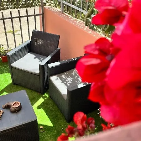 Bougainvillea - Ospedale Policlinico Апартаменты Монсеррато