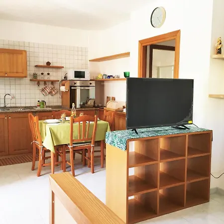 Bougainvillea - Ospedale Policlinico Appartement Monserrato